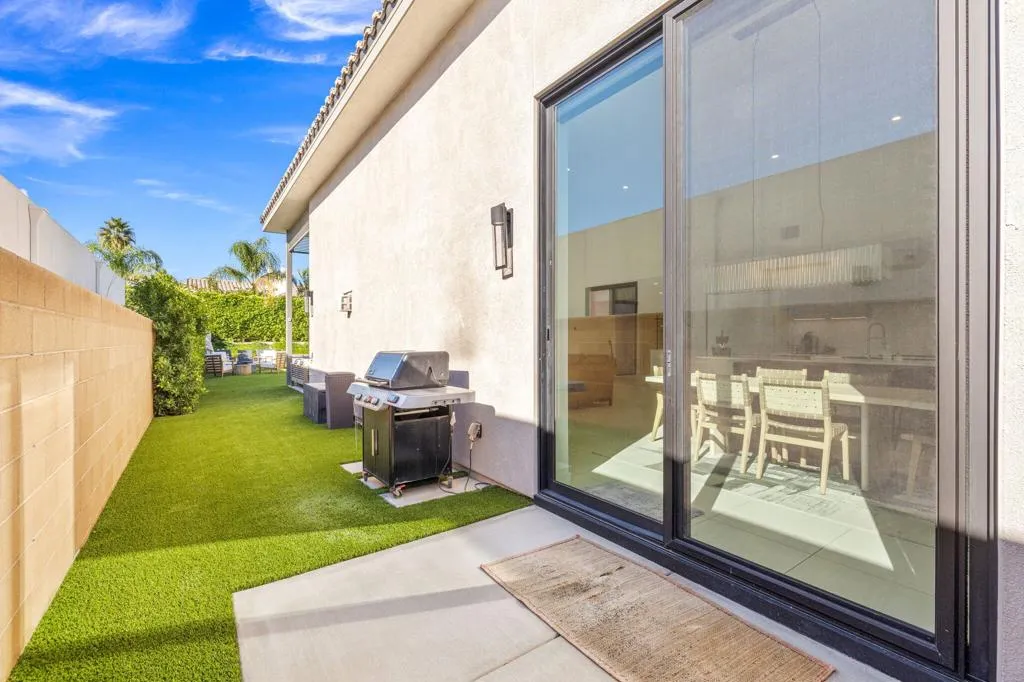 57601 Santo Thomas, La Quinta, California 92253 home-pic-64